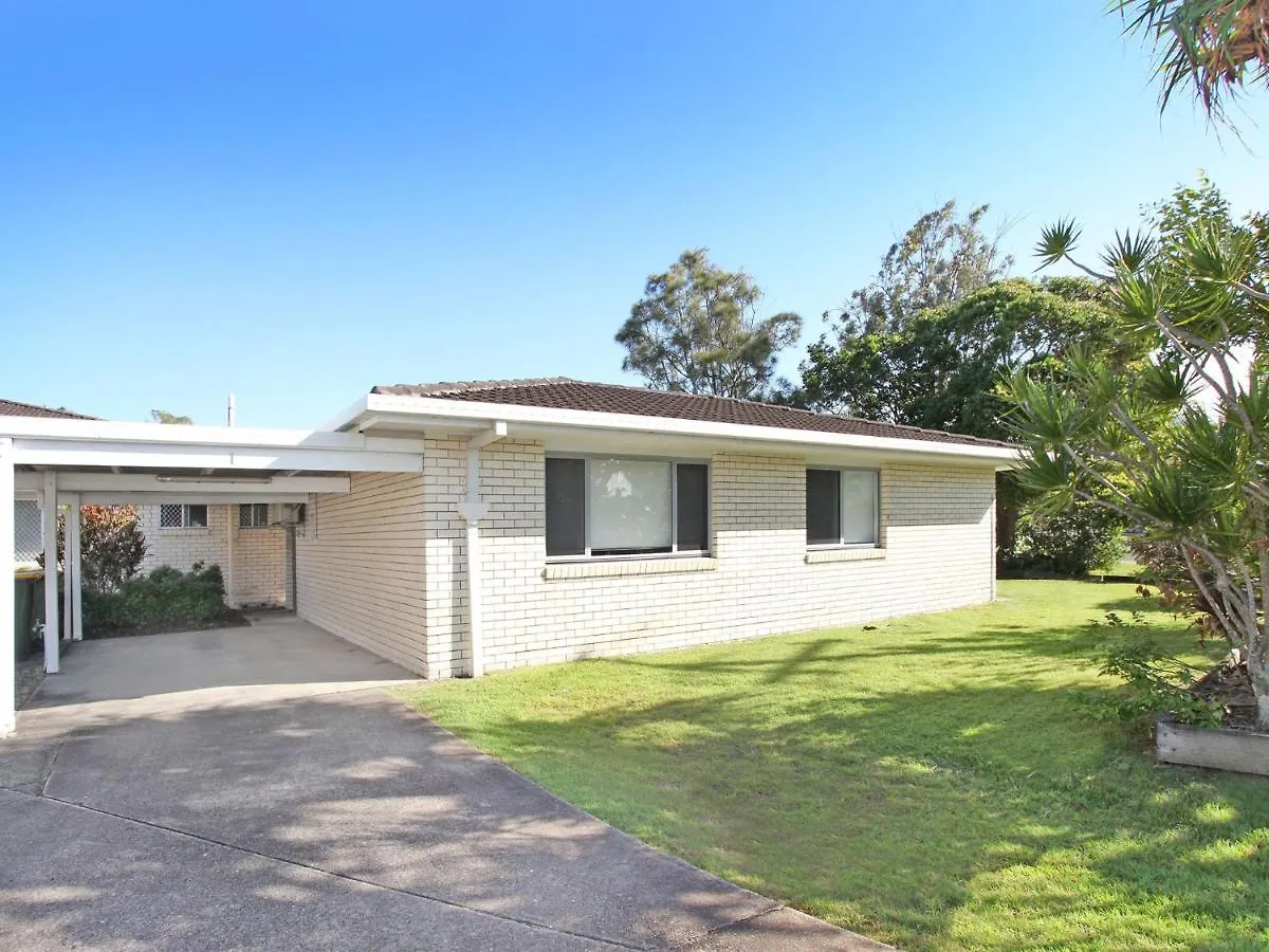 Arlington 1 Two Bedroom Unit Close To The Beach マルーチードール アパート