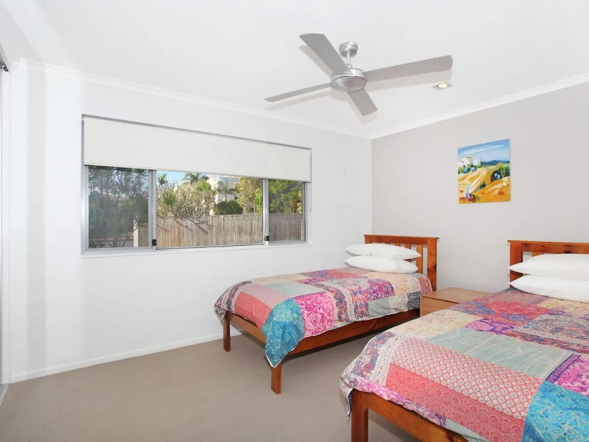 Arlington 1 Two Bedroom Unit Close To The Beach マルーチードール